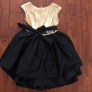 Girls dress